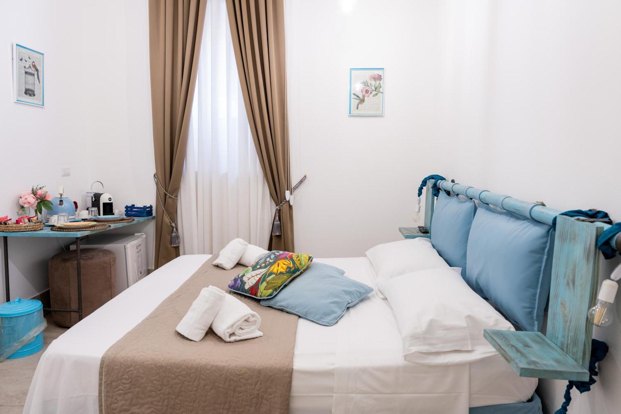 Palazzo Nicolaus Del Borgo Antico Bed and Breakfast Bari Exteriör bild