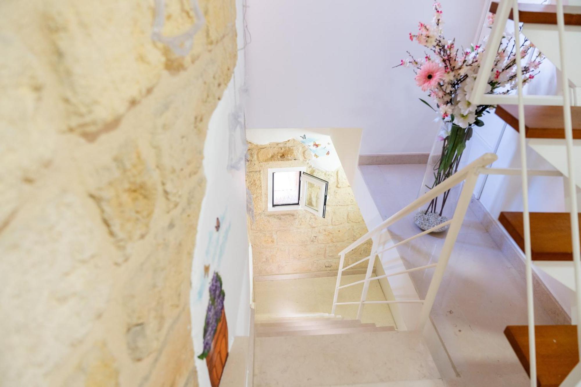 Palazzo Nicolaus Del Borgo Antico Bed and Breakfast Bari Exteriör bild